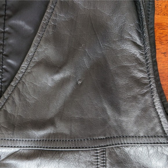 Vintage Star Gear Black Genuine Leather Vest Size 50 Motorcycle Cut - Picture 7 of 11